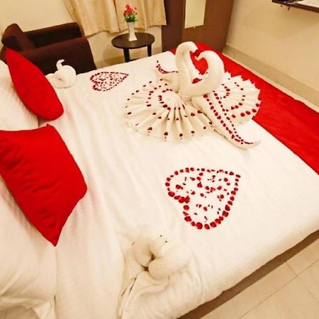 Oyo 16708 Sada Shiv Guest House Варанасі Екстер'єр фото