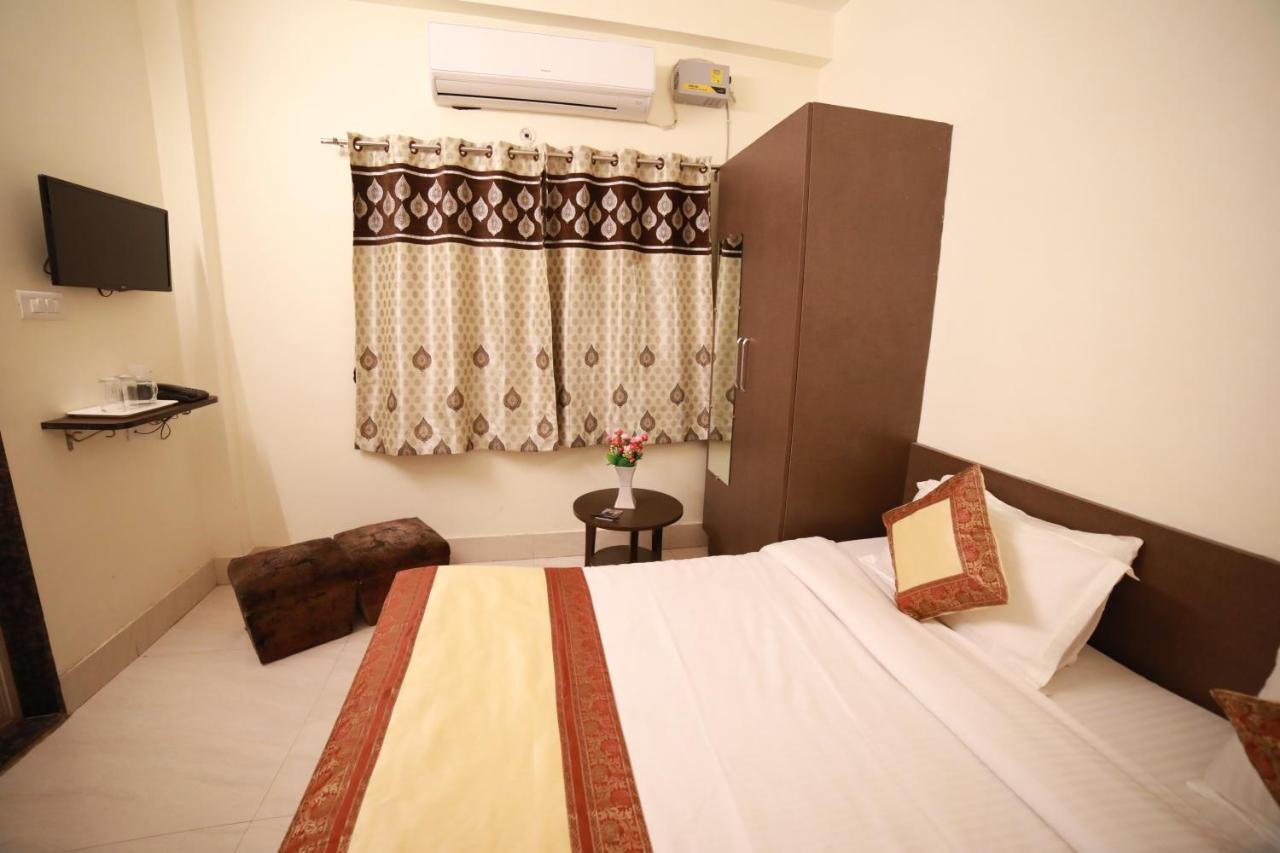 Oyo 16708 Sada Shiv Guest House Варанасі Екстер'єр фото